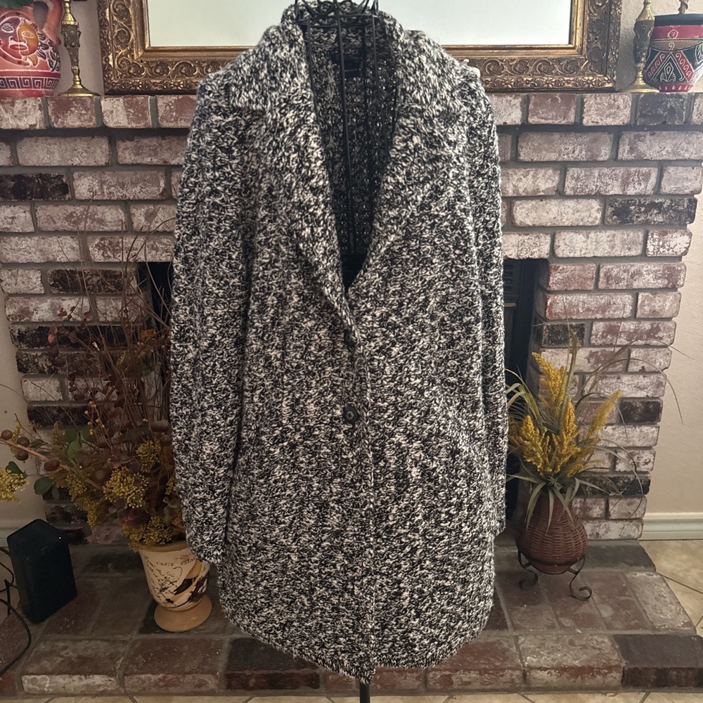 Lucky Brand MacKenzie Black Marbled Long Knit Sweater Sz Medium